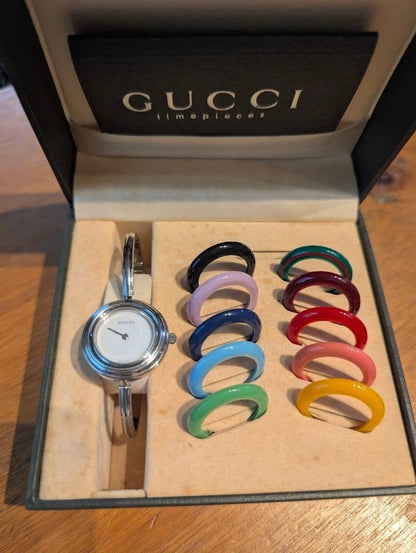 Gucci Change Bezel Watch Silver Bangle Vintage Rare w/11 Bezels (incl. Silver)