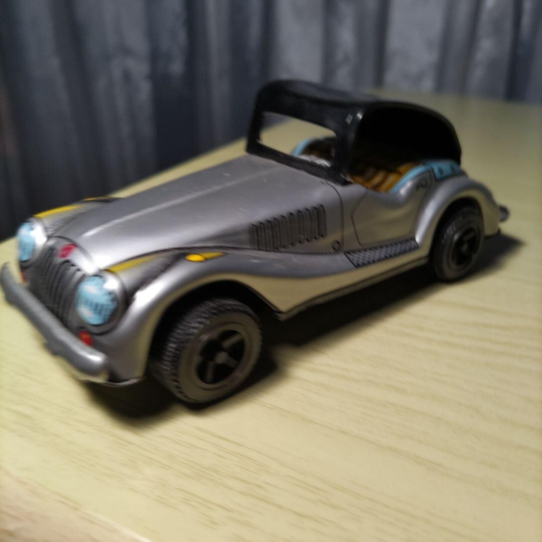 Tinplate classic car like Morgan, made in Japan, about 40 years ago, Showa