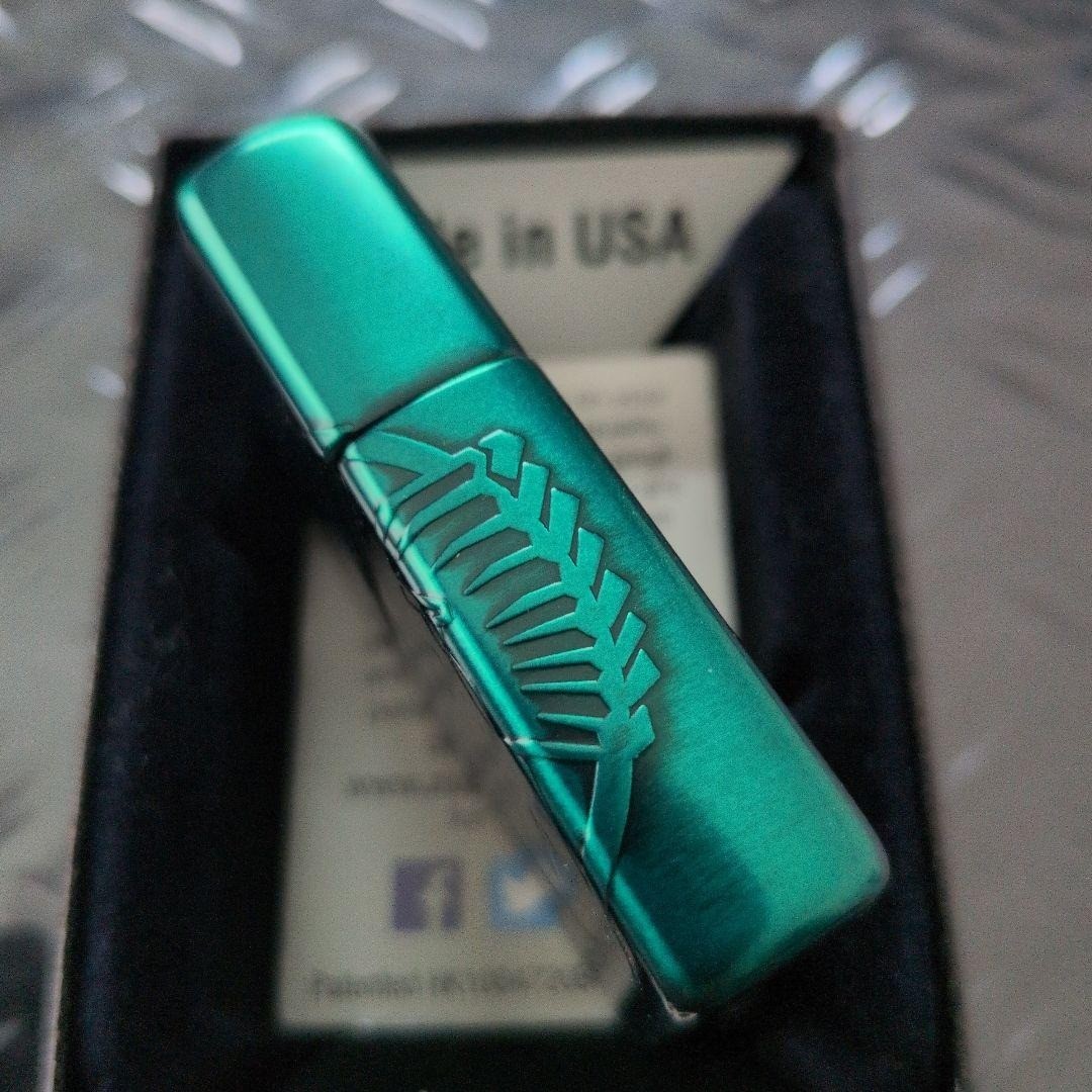 Natural American Spirit Green Zippo Oil Lighter & With portable ashtray 2017Rare
