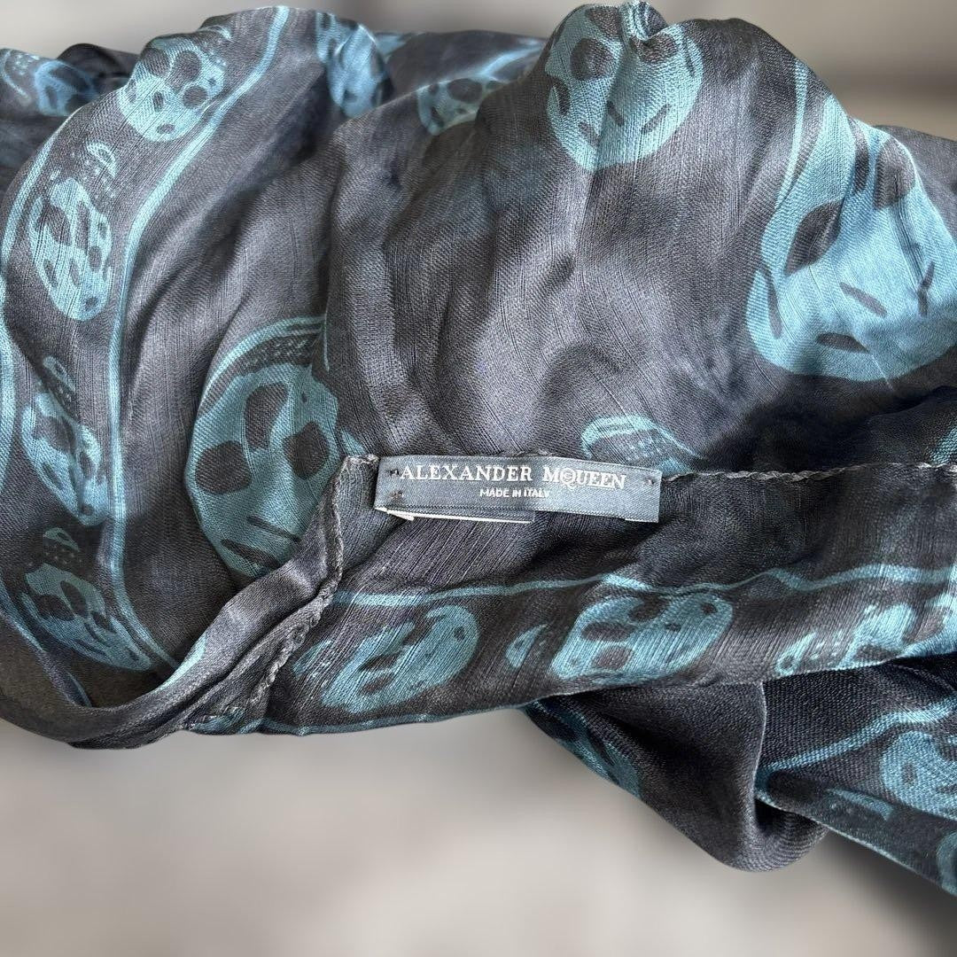 Authentic Alexander McQueen Skull Pattern Silk Scarf Italian Black/Blue