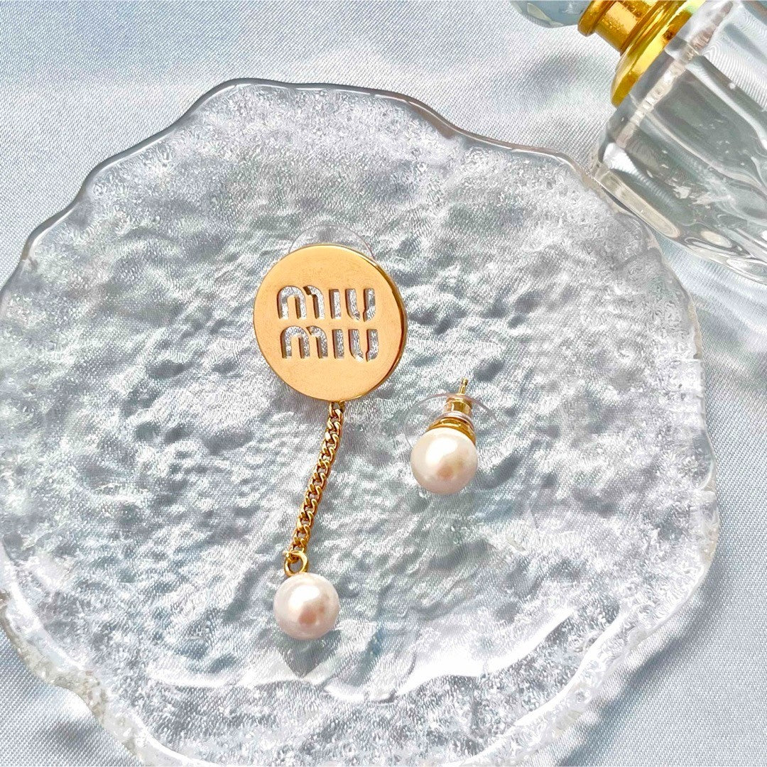 Miu Miu Logo Pearl Earrings Gold Designer Limited Edition Luxury Rare Model Wome