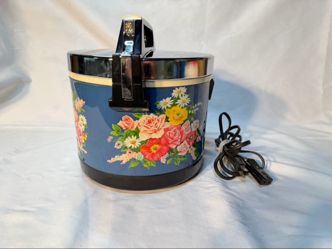 Showa Retro Rice Cooker/Warmer, Eric Jar, Retro Pop, Zojirushi, Antique