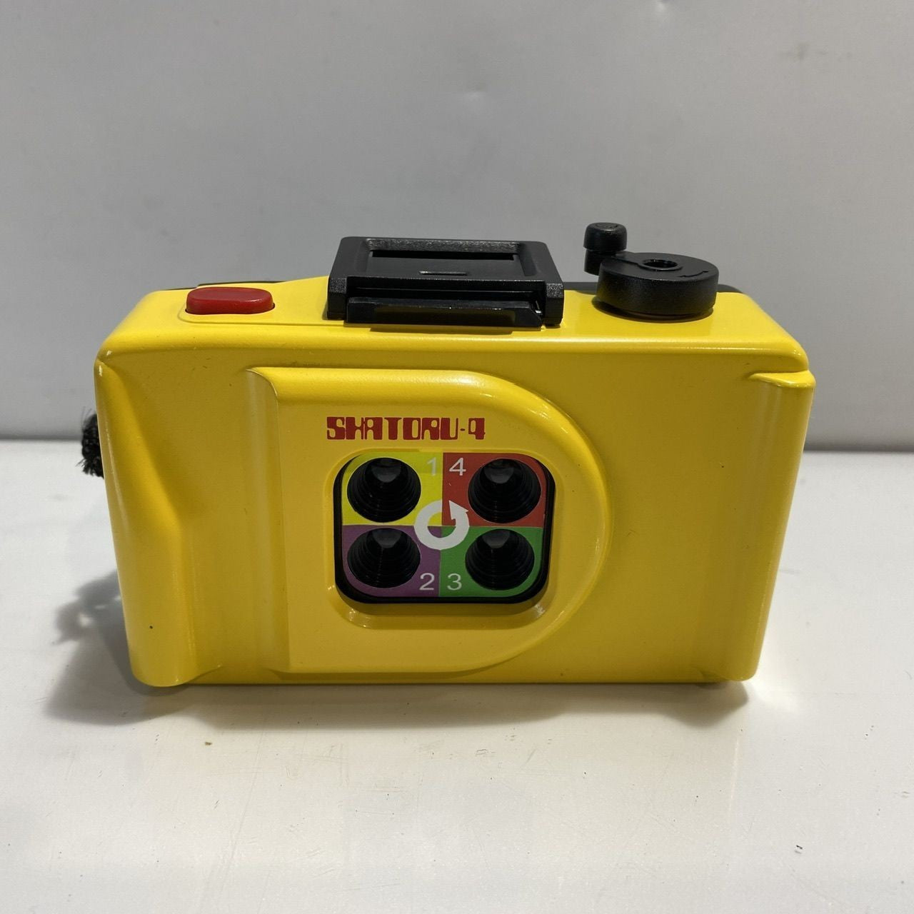 Toy Camera Yellow Film Camera 4-Shot Burst 35mm Showa Retro