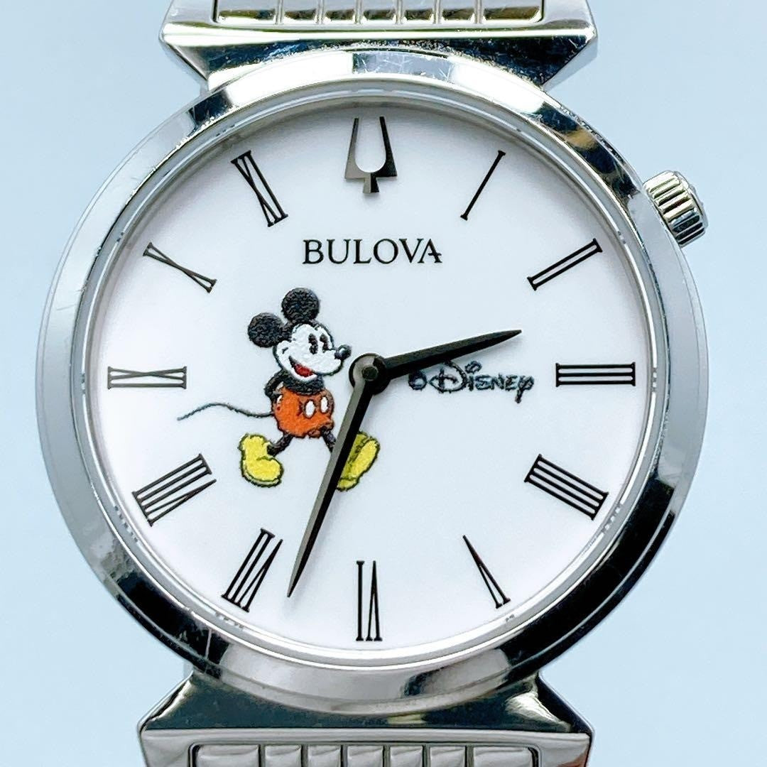 Bulova Mickey Mouse Disney Round Watch Rare" Used