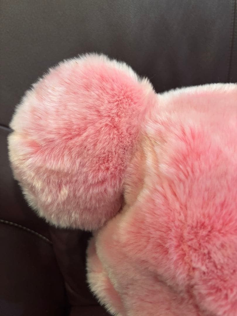 Tokyo Disney Minnie Mouse Pink Fur Hat with Pom-Pom & Ribbon, Rare japan