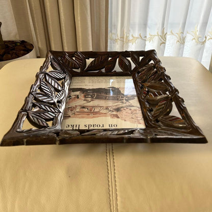 Wooden frame for photographs and paintings, used, Showa retro, rare.
