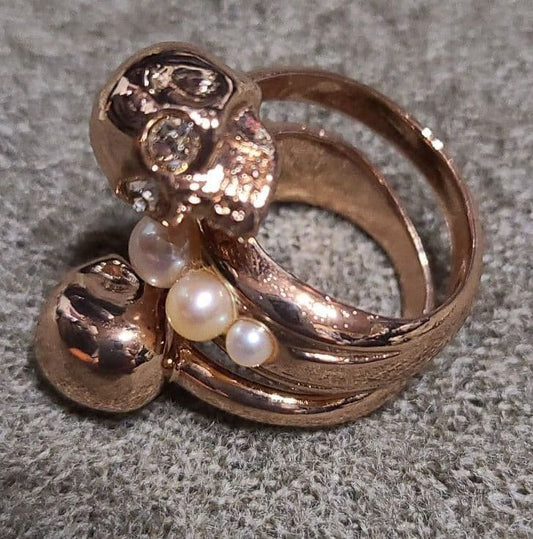 Alexander McQueen Skull Ring Pink Gold Skull Pearl