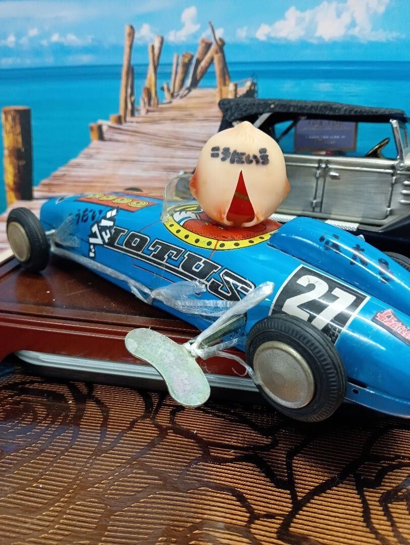 Custom specs Showa retro nostalgic original kewpie face tin car
