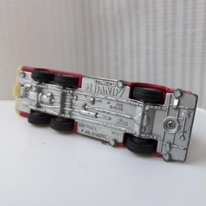 Rare Tomica Dandy Hino Snorkel Fire Truck 1/82 Scale Made in Japan