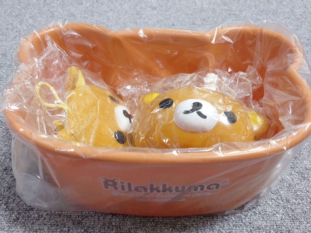 Rilakkuma Bath Set Cutout Tray, Dispenser, Sponge Unopened, Used