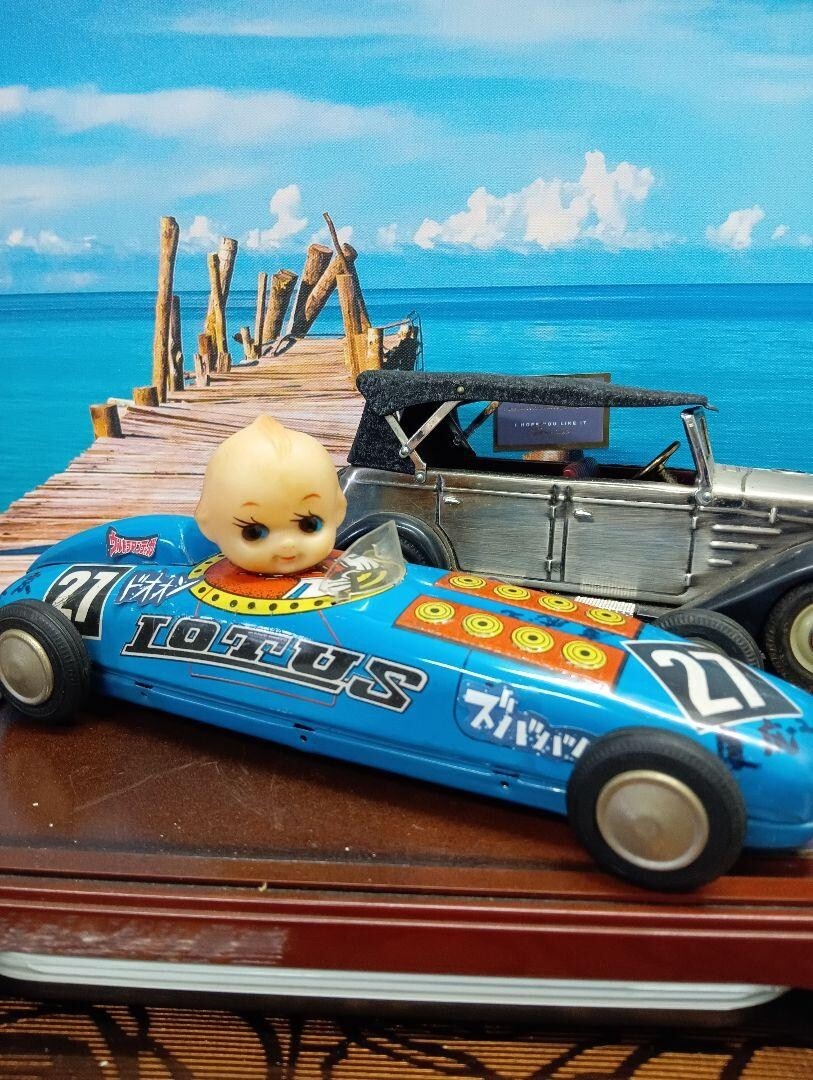 Custom specs Showa retro nostalgic original kewpie face tin car