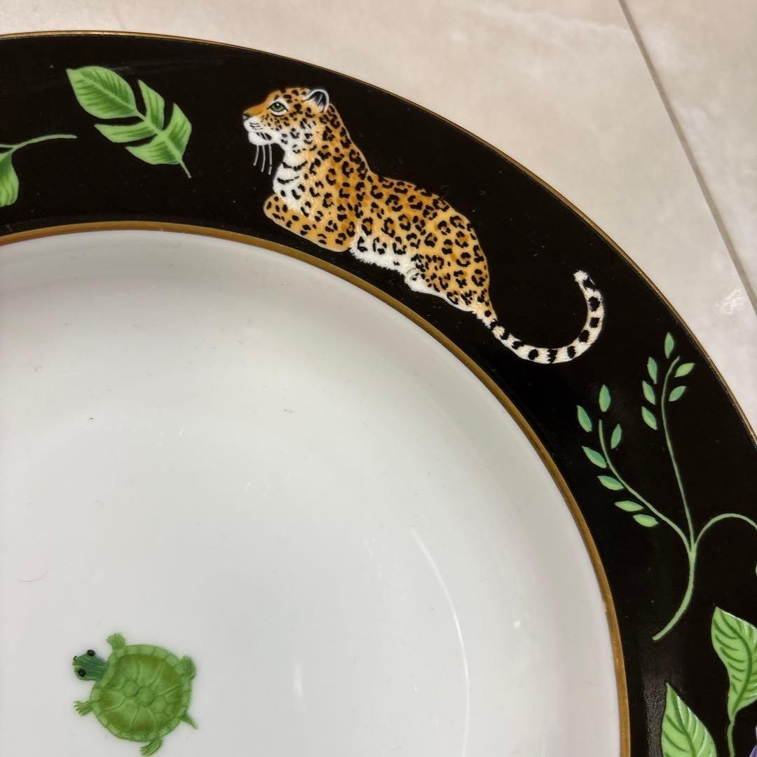 Rare LYNN CHASE Jaguar Jungle Deep Plate Approx. 23cm Porcelain, Round Used