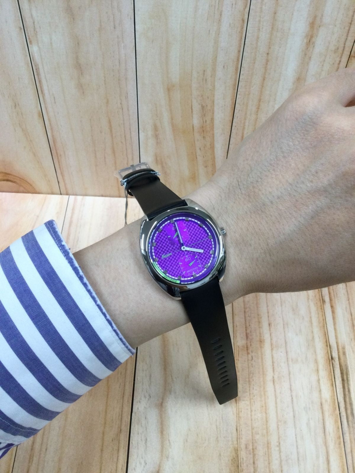 RARE ! *NOS* SEIKO ALBA Fusion VD77-KHF0 AFSK404 Qz Small Second Purple 36mm Men