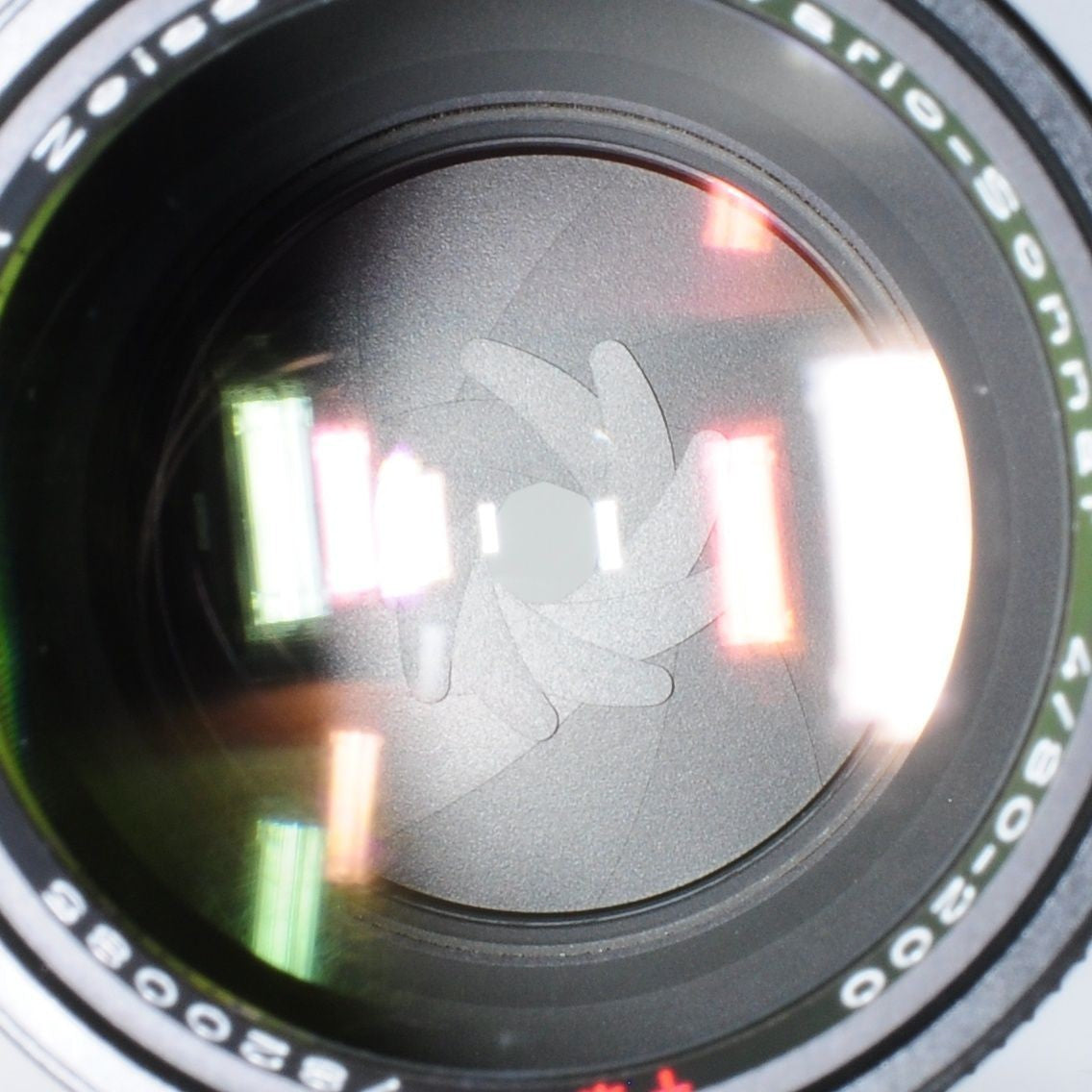 Contax Carl Zeiss Vario-Sonnar 80-200mm F4 MMJ Telephoto Zoom Lens