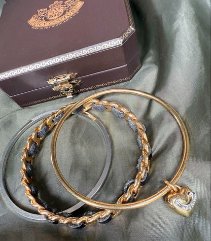 Juicy Couture Unused 3-row bracelet with heart charm Vintage Rare