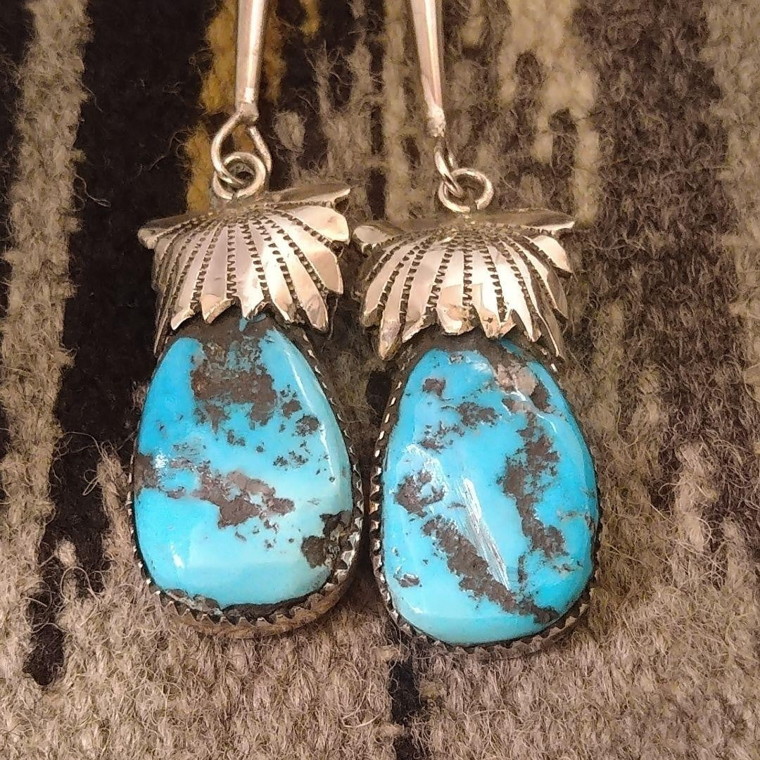 Robert & Bernice Leekya Zuni Vintage Sleeping Beauty Turquoise Bolo Tie