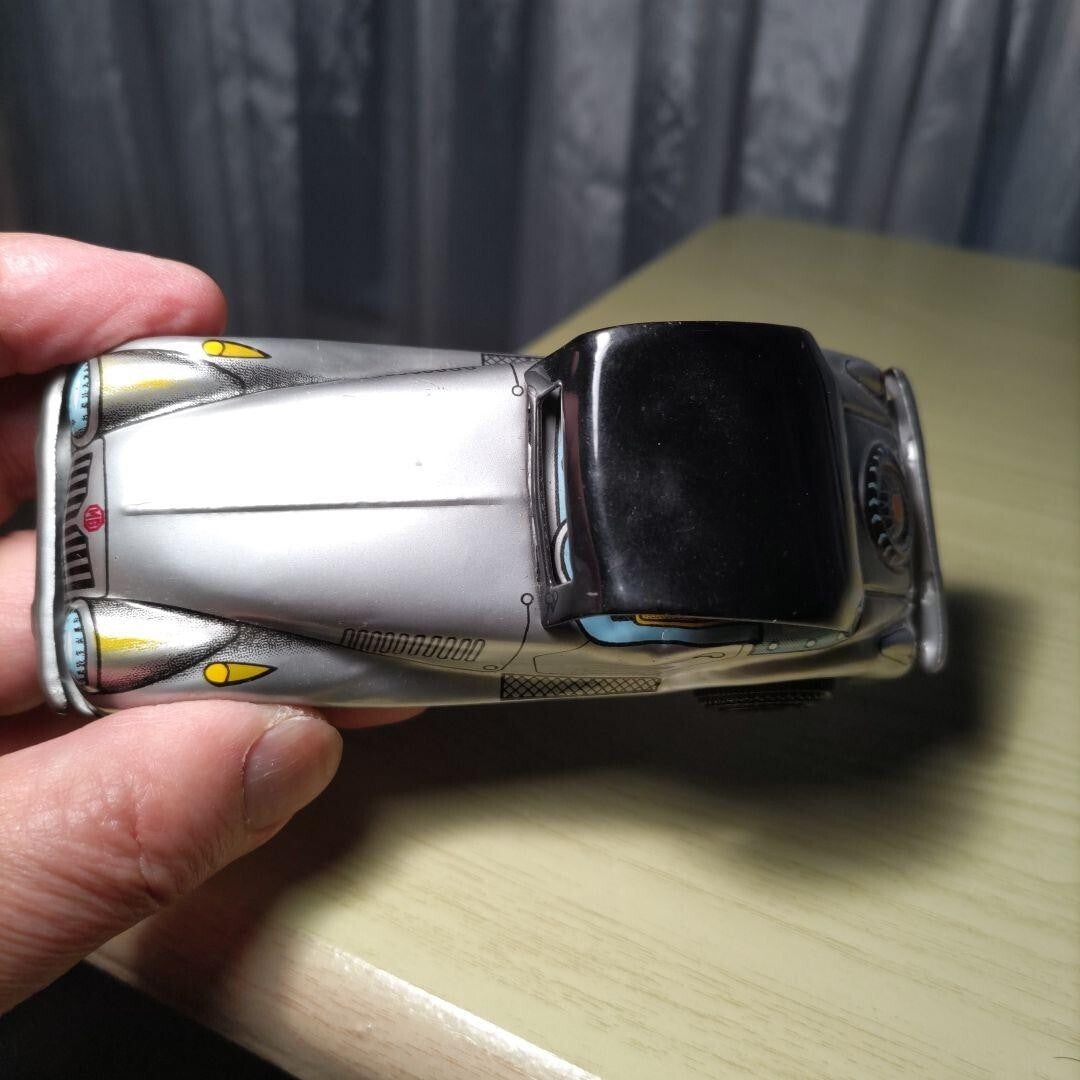 Tinplate classic car like Morgan, made in Japan, about 40 years ago, Showa