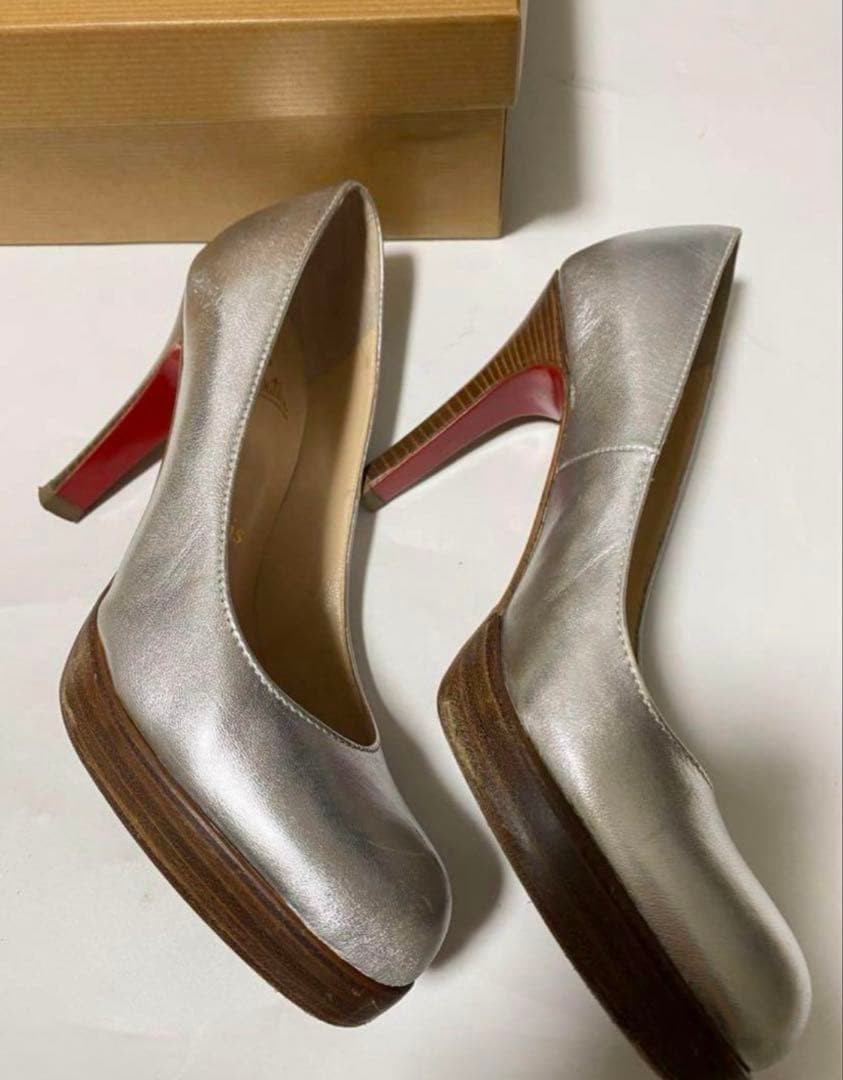 Rare Christian Louboutin Silver Leather Heels Pumps Size 36 US 6 EU 36