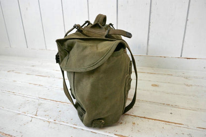 US Army real military M-1945 khaki canvas 40's vintage field cargo pack bag USA