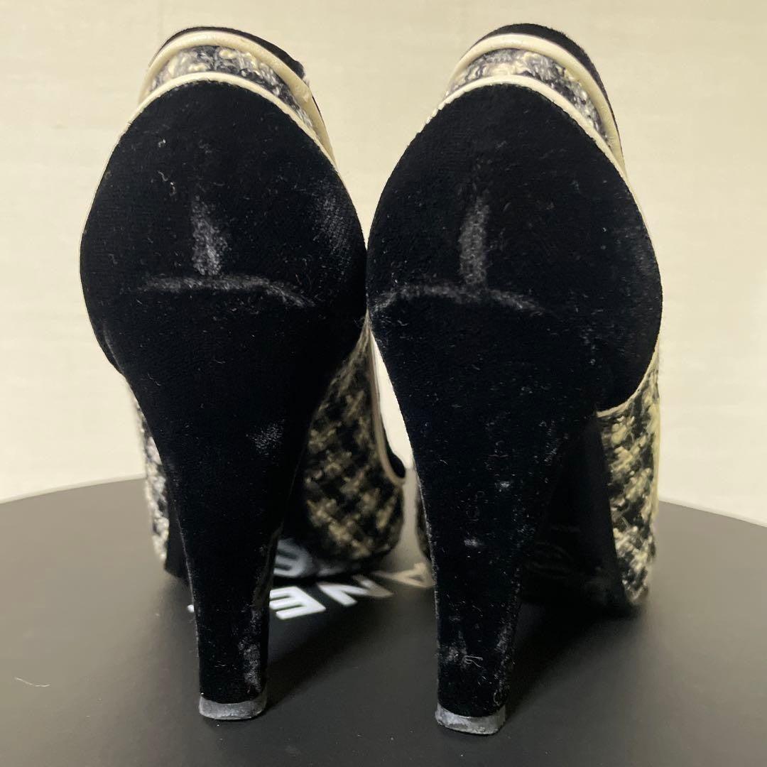 CHANEL Shoes Pumps Heel EU 36 US 6 Tweed Black White Authentic