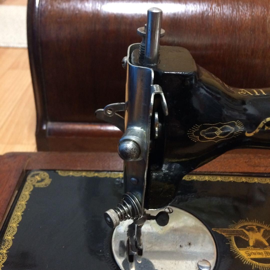 Rare Showa Retro Antique ALL All Sewing Machine, hand-cranked