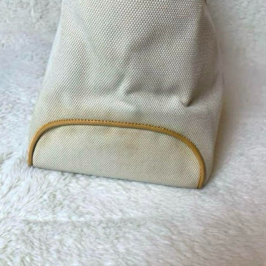Tod's Canvas Tote Bag Large Capacity White Leather Trim Used Japan