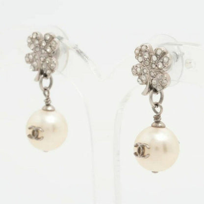 CHANEL CC Logos Rhinestone Pearl Clover Dangle Earrings Silver Tone 14B w/Box