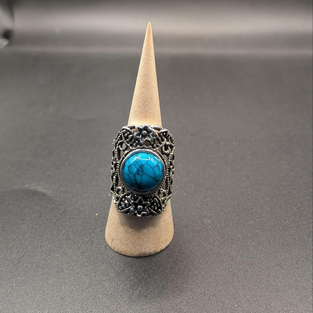 [Antique Style] Flower Motif Turquoise Square Openwork Ring