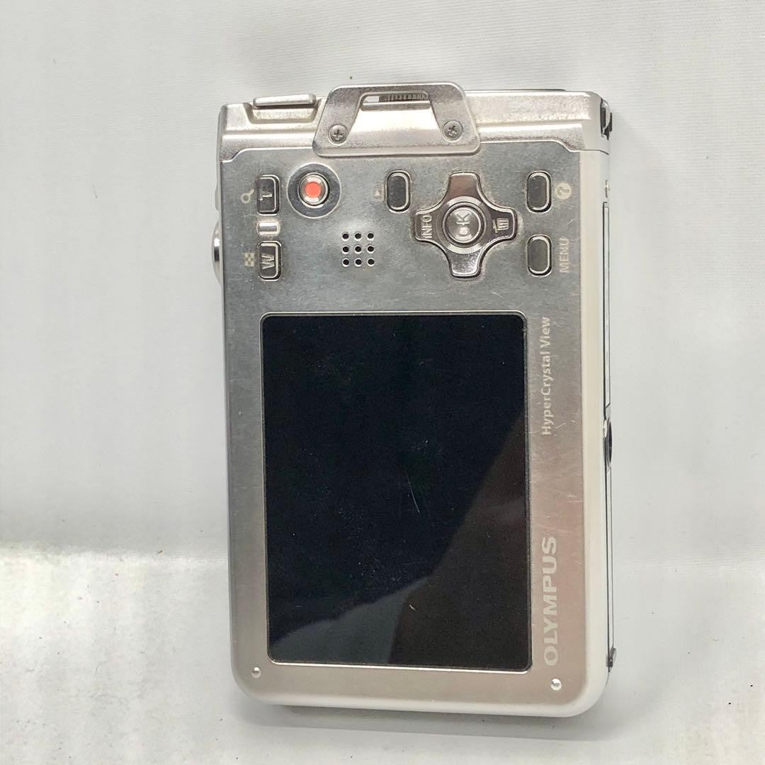 OLYMPUS Waterproof Digital Camera μ TOUGH 8010