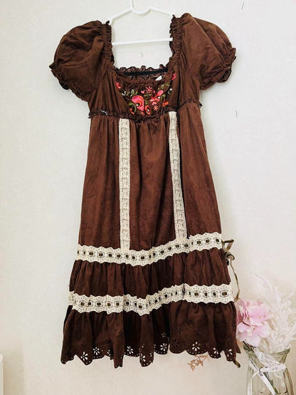 LIZ LISA Brown Embroidery Short Sleeve Scallop Dress
