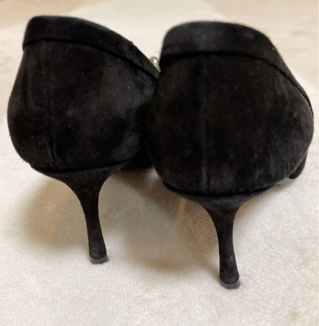 Rare Dolce & Gabbana Suede Pumps with Lipstick Accent - Size 35