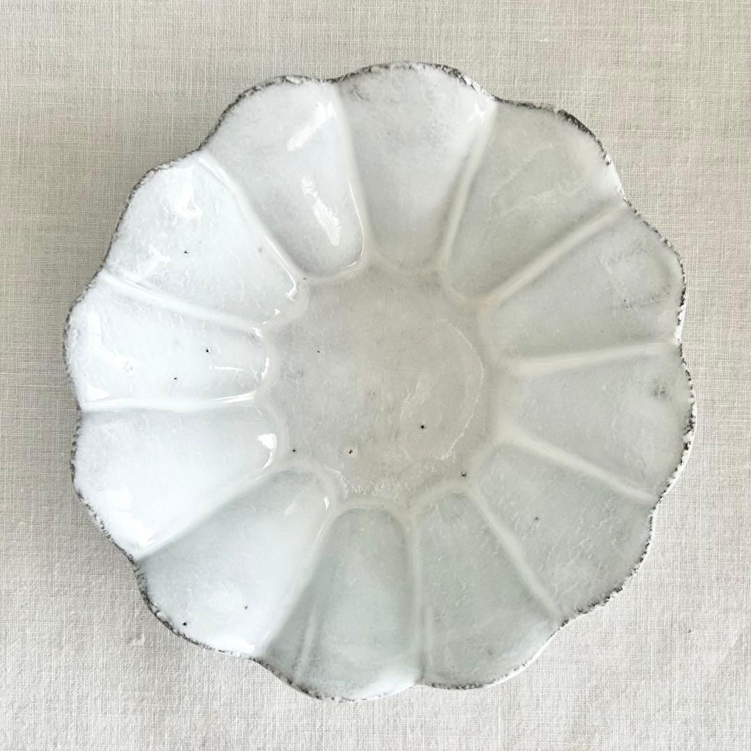 Astier de Villatte Marguerite Deep Plate Bowl 14.5cm