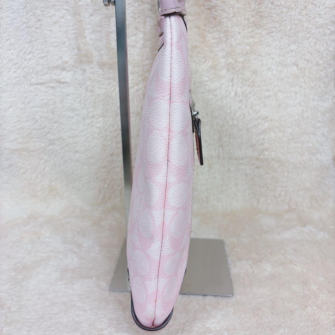 COACH Signature Shoulder Bag Pink