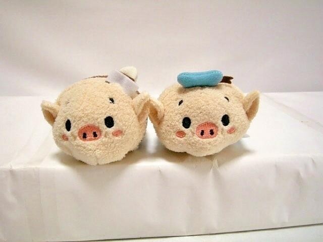 4 piece set The Three Little Pigs Tsum Tsum Disney Piglet Big Bad Wolf