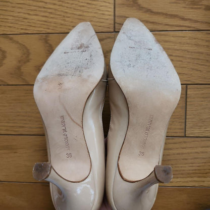 Rare Manolo Blahnik Beige Pumps Heels Size 36 Elegant Design