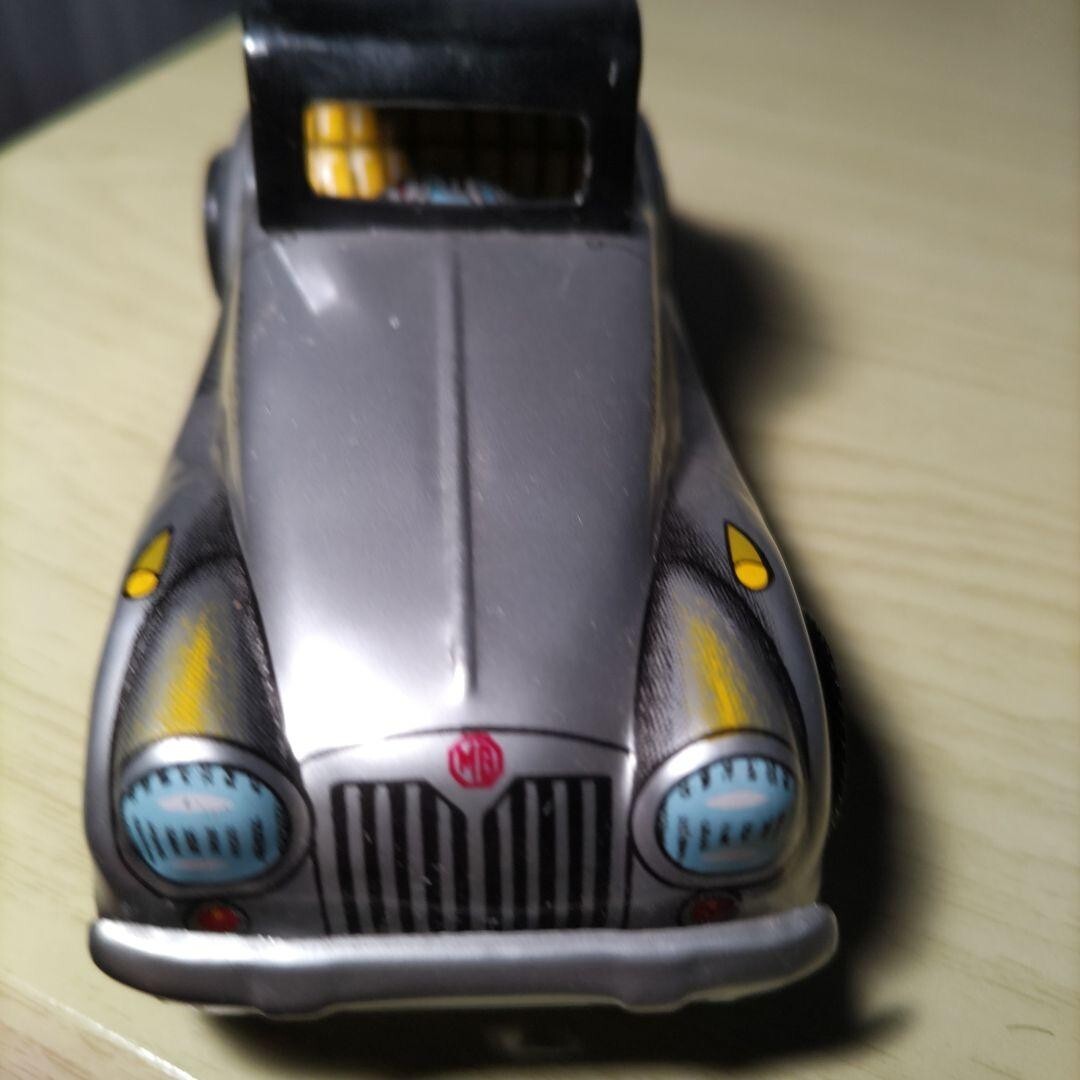 Tinplate classic car like Morgan, made in Japan, about 40 years ago, Showa