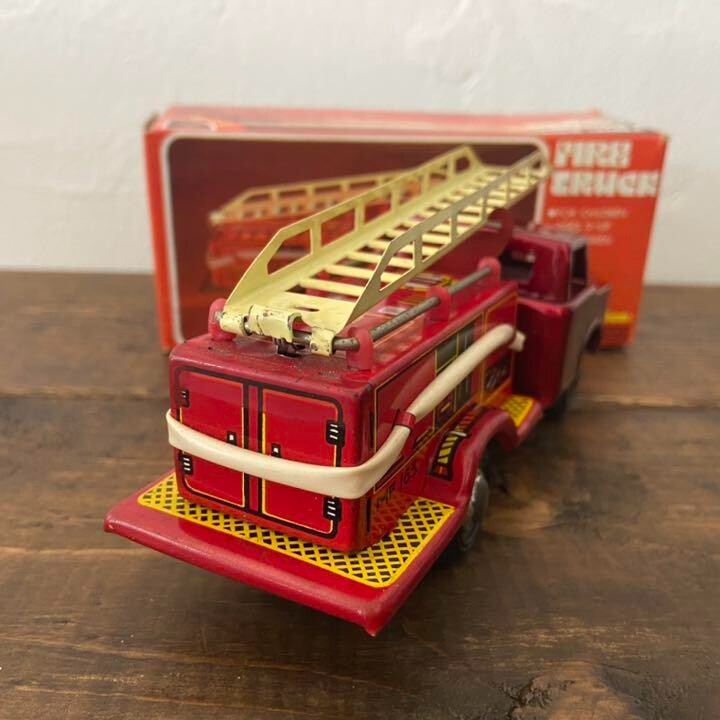 Showa Retro FIRE TRUCK Fire Truck “Benkei” Toy Minicar