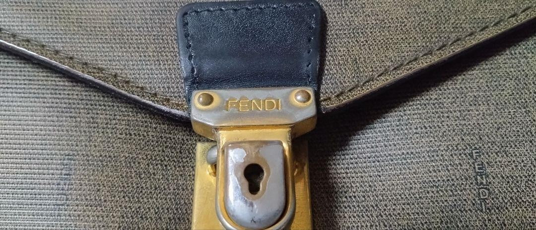 Fendi Leather Clutch Bag Handbag Auth Brown Women Italy 122714