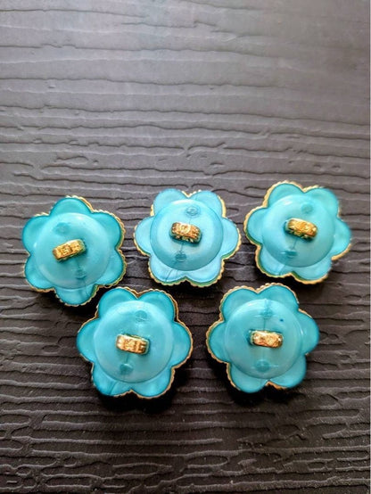 Set of 5 turquoise green flower-shaped buttons