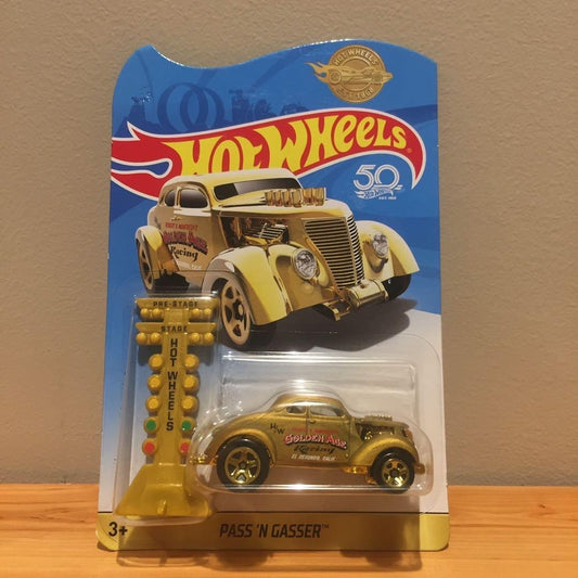 [Super rare] Hot Wheels Overseas Events Only Golden Passenger