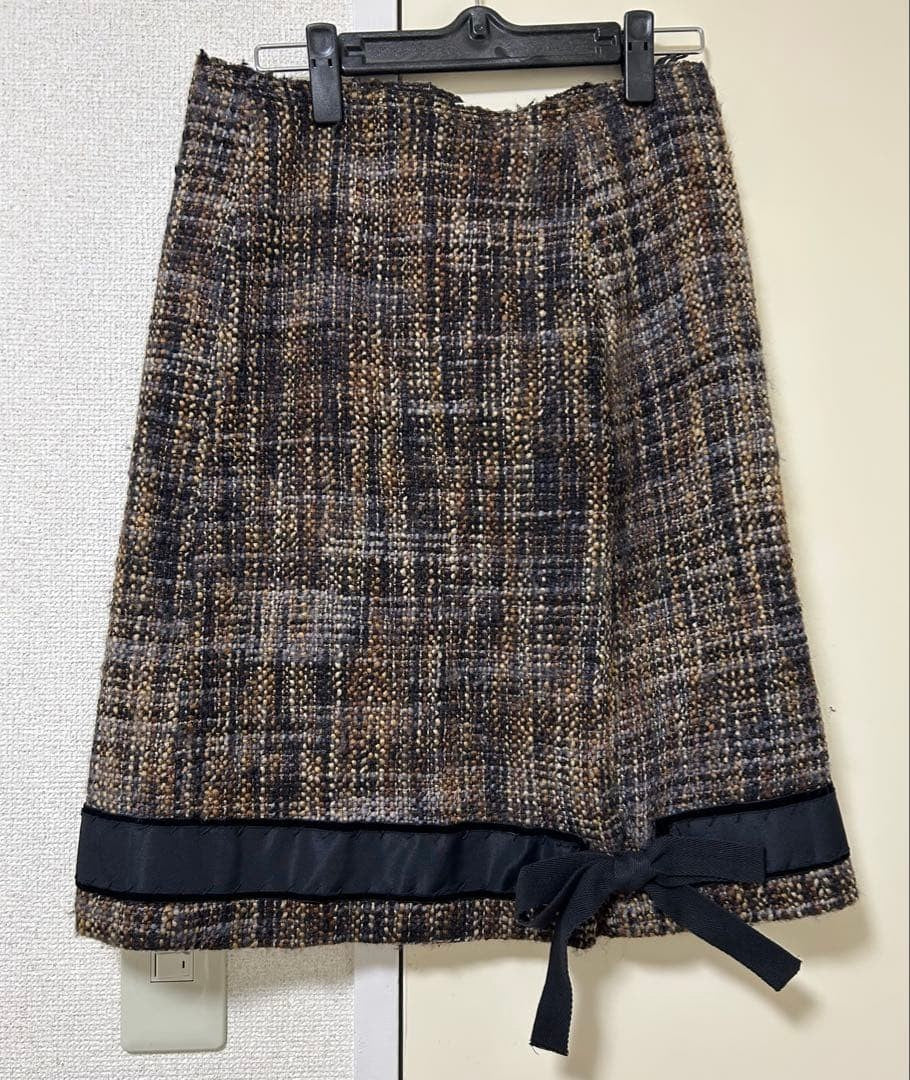 PRADA Skirt Size 44 Tweed Material Knee Length Excellent Condition