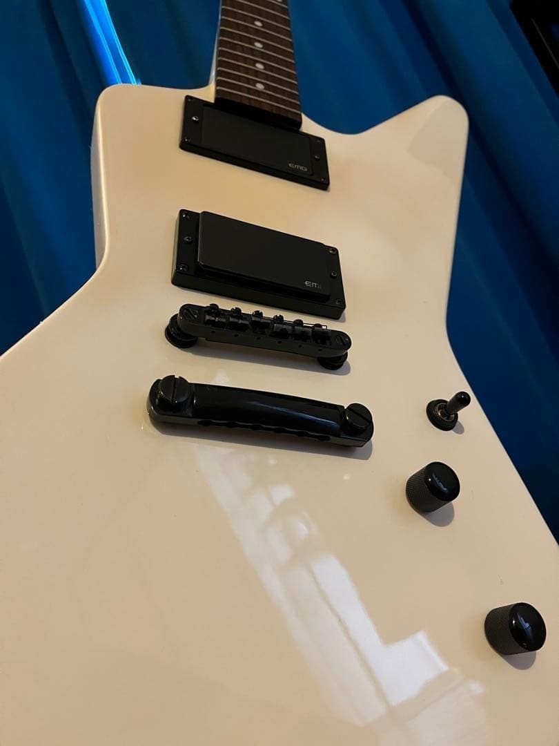 epiphone 1984 Explorer EX White Explorer From Japan