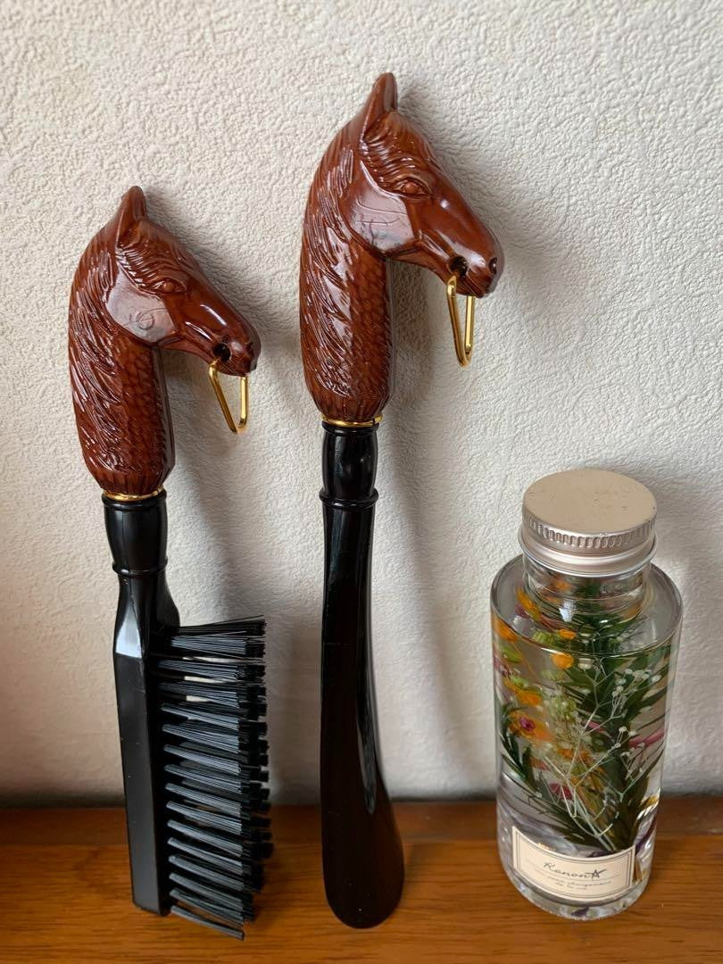 BRUSH & SHOEHORN Handle Horse Showa Retro Rare