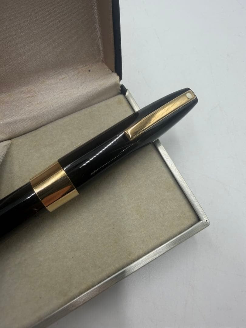 Sheaffer 14K 585 Fountain Pen 14K Gold Nib Vintage Authentic Rare Series