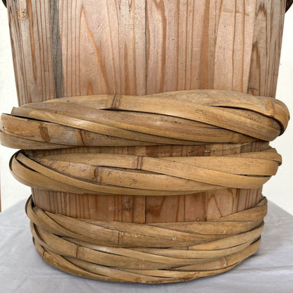 Showa retro sake barrel, empty, large wooden barrel, vintage.