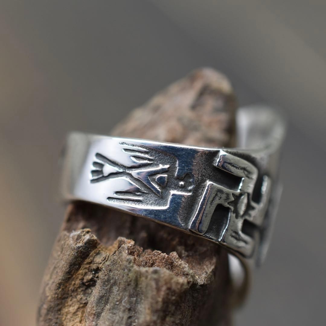 Silver 925 Thunderbird Ring, Indian Jewelry