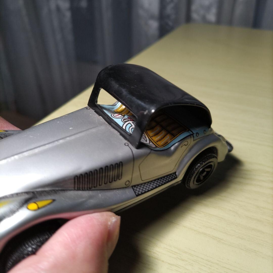 Tinplate classic car like Morgan, made in Japan, about 40 years ago, Showa
