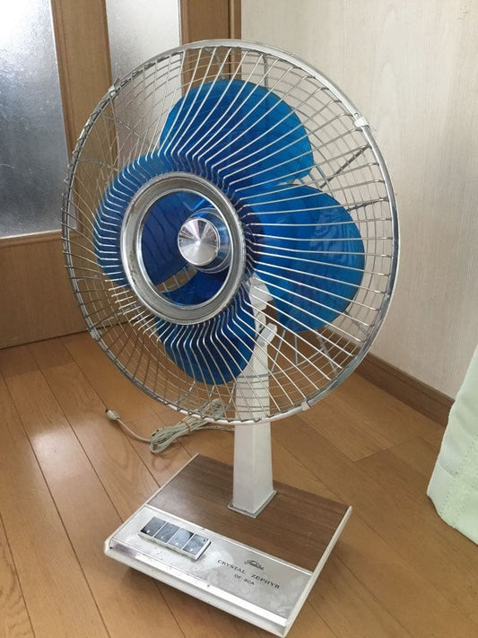 Retro Toshiba fan, antique, in working condition.