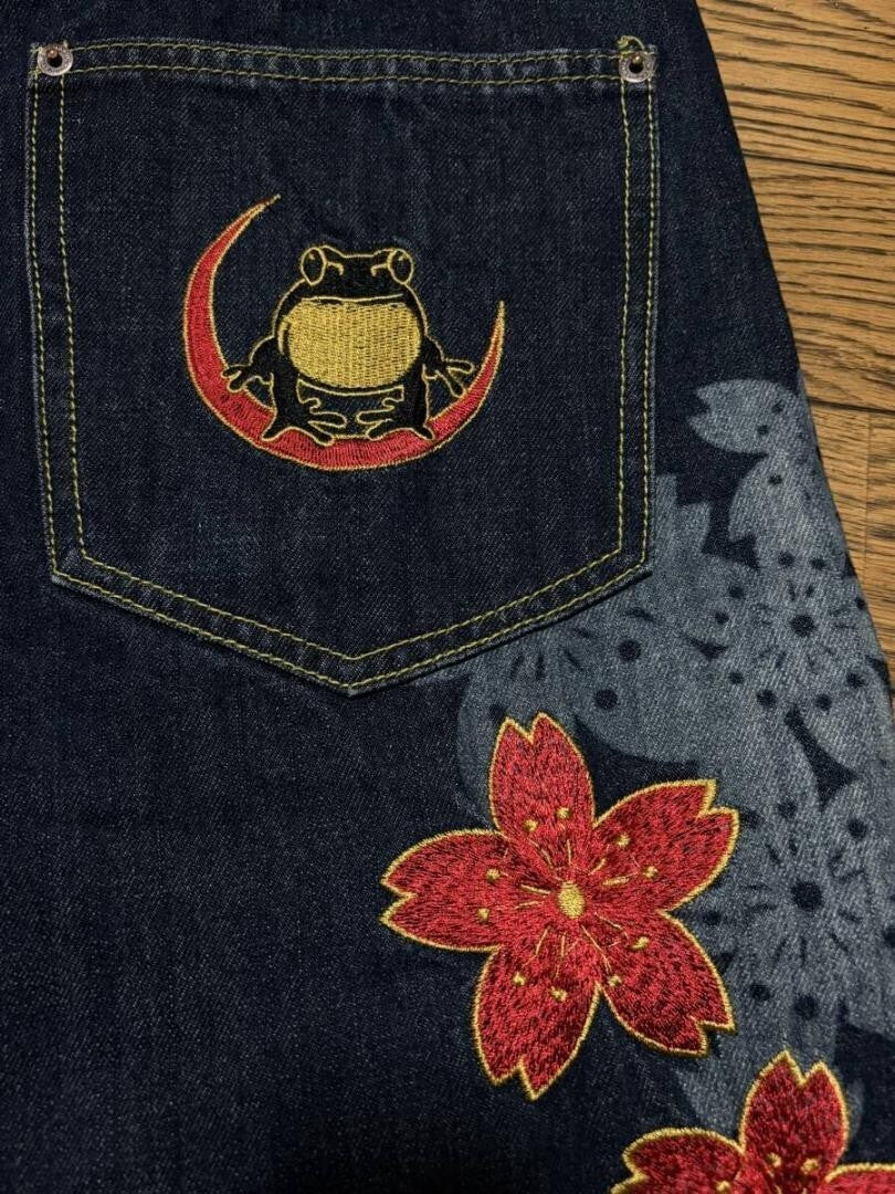 Used SANMARUICHI Denim Jeans Pants Sakura Floral Embroidered Blue Size 32 Ex+