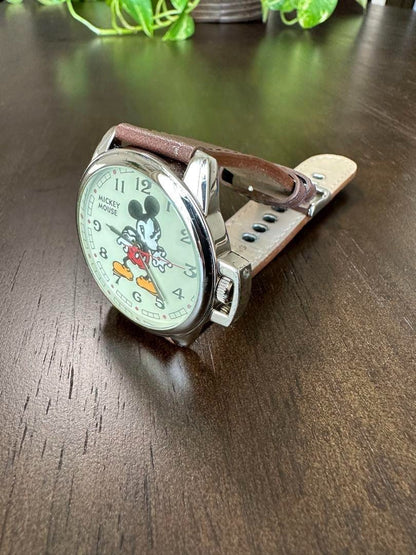 Disney Mickey Watch 1928 Quartz Case 44mm Collectible Vintage Unisex